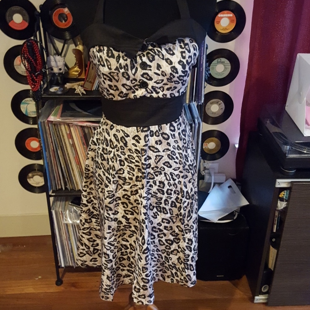 Leopard rockabilly dress